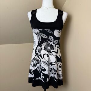 Digit@l Clothing‎ Black & White Floral Print Dress – Made in Canada